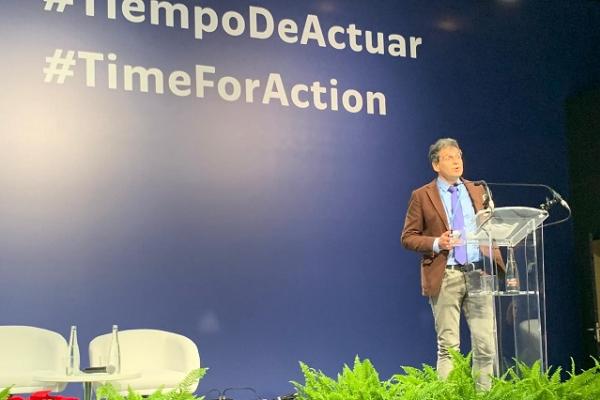 ULPGC researcher publicizes the impact of global warming on tourism at COP25
